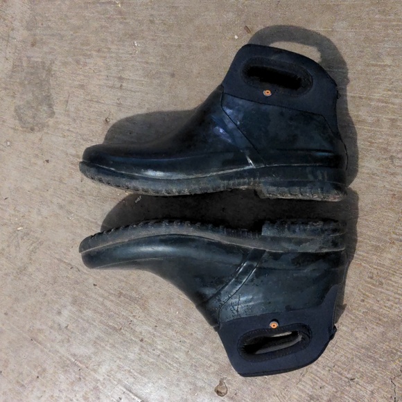 Seattle Mid Bogs - Picture 3 of 7